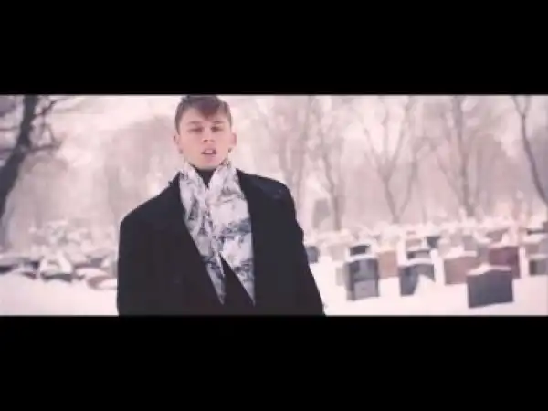 Video: Machine Gun Kelly - Halo